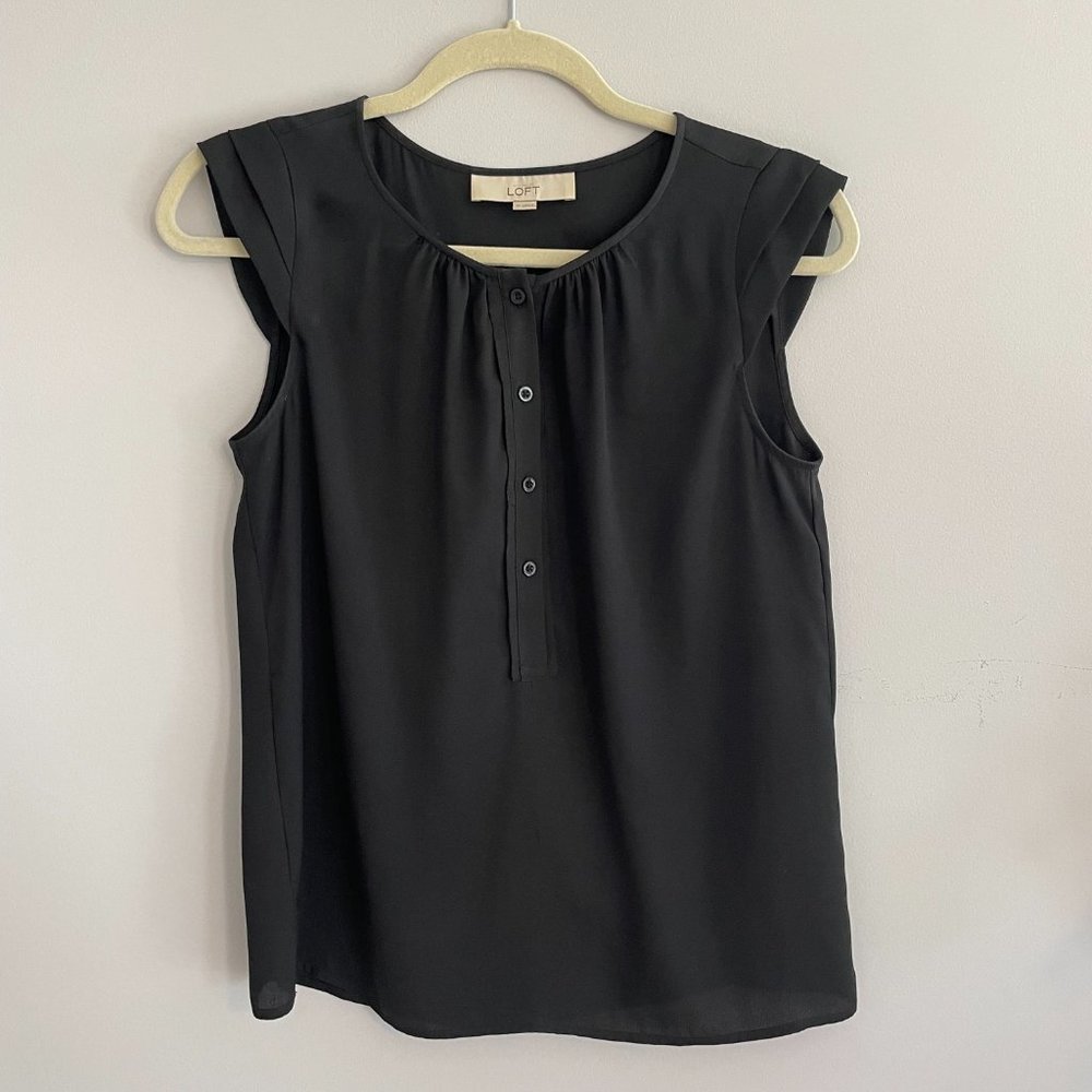 Anne Taylor LOFT Black Cap Sleeve Blouse